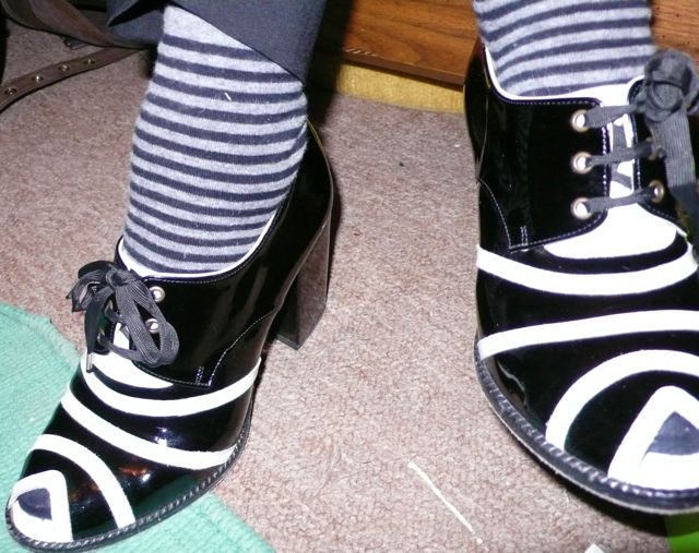 [stripey+shoes.jpg]