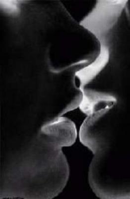 [kissing+lips.jpg]