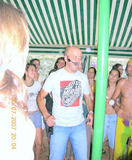 A. Jorge Focalizando Workshop de RISOterapia/ Danças Cómicas...