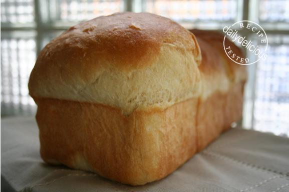 [Plain+Sandwich+Bread+from+Bread+Machine.jpg]