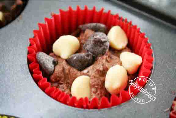 [Petite+Chocolate+Muffin_2.jpg]