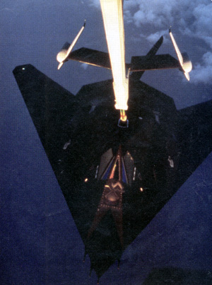 USAF F-117 : vampire in the Iraqi sky