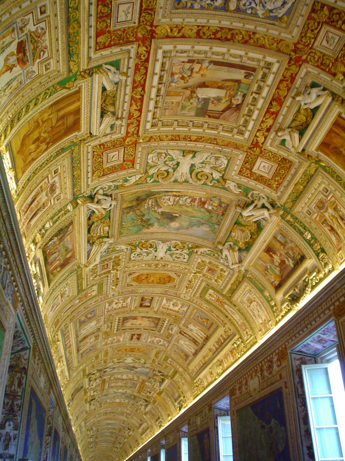 [rome+vatican+museum.JPG]