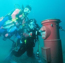 [underwater_mailbox.jpg]