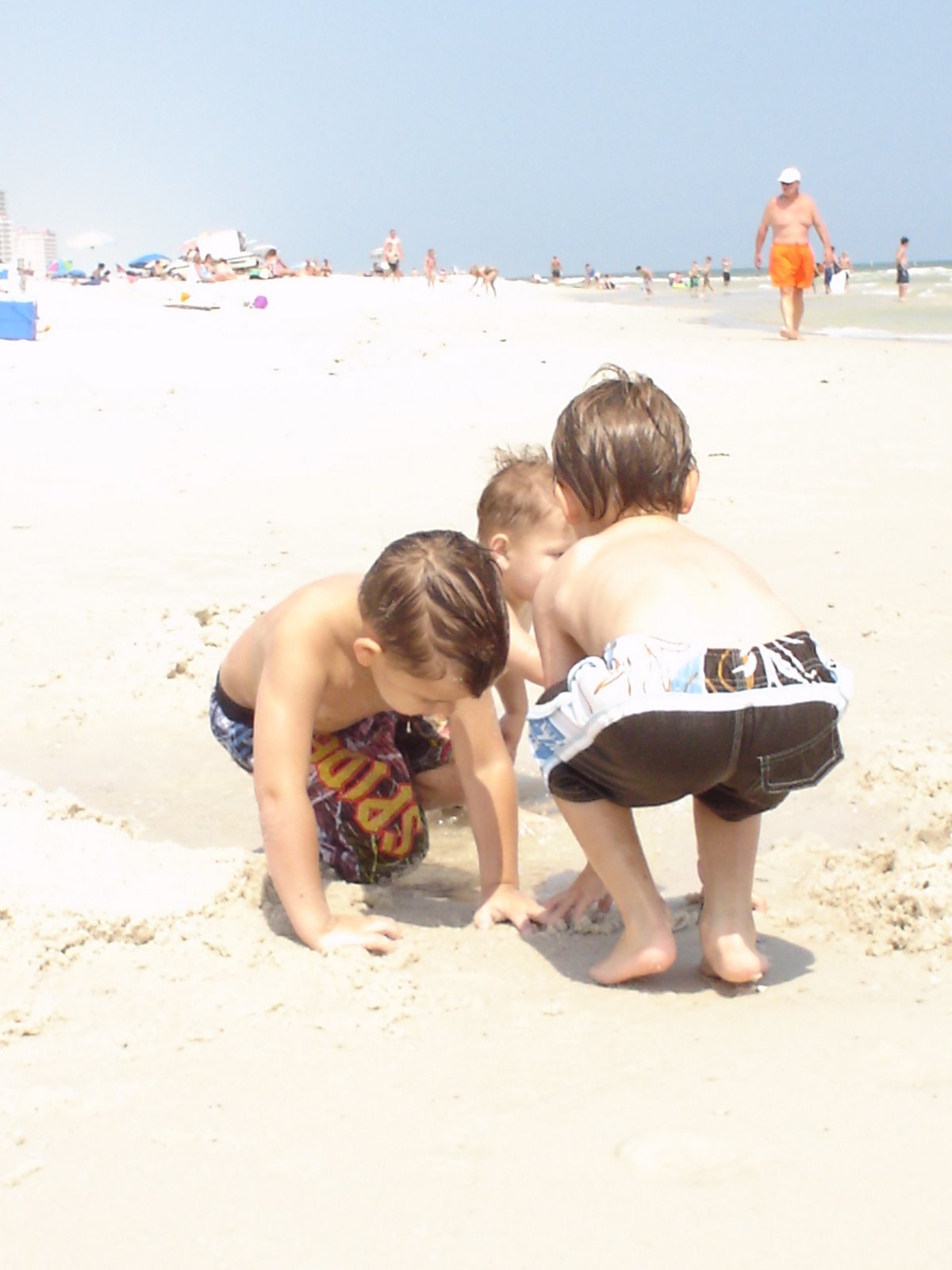 [Theo+and+Kara+Beach+018.jpg]