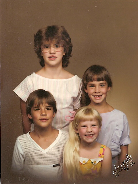 [Siblings+Pic+1986.jpg]