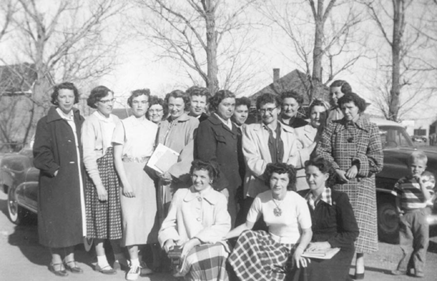 Mom with Church Ladies Roosevelt