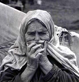 [palestinian-woman-homeless.jpg]