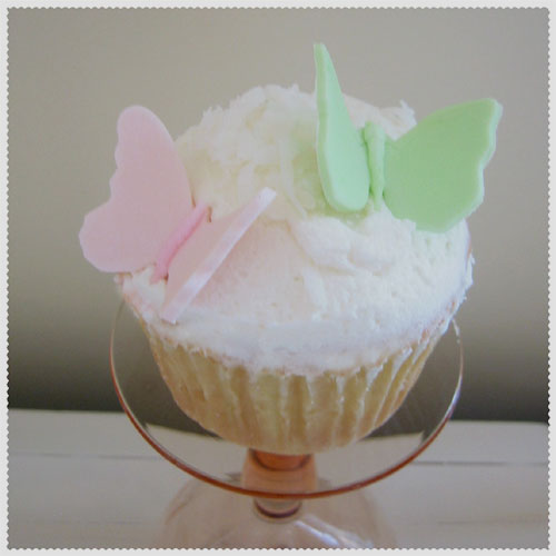 [butterfly-cupcake.jpg]
