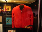 [180px-Fred_Rogers_sweater.jpg]