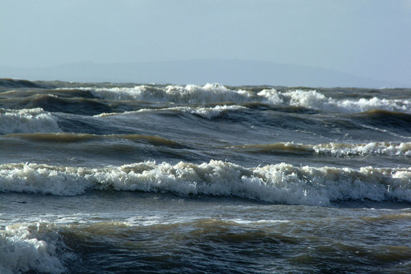 [1064_07_20_web_The+Irish+Sea+at+Barmouth+Beach,+Gwynedd,+Wale.jpg]