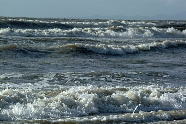 [1064_07_22_web_The+Irish+Sea+at+Barmouth+Beach,+Gwynedd,+Wale.jpg]