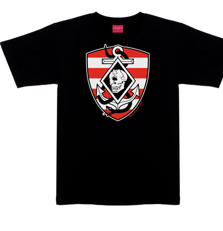 [Black+Skull+Crest+T-Shirt.jpg]