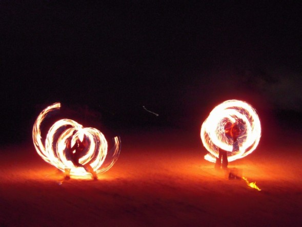 [fire+dancers.jpg]