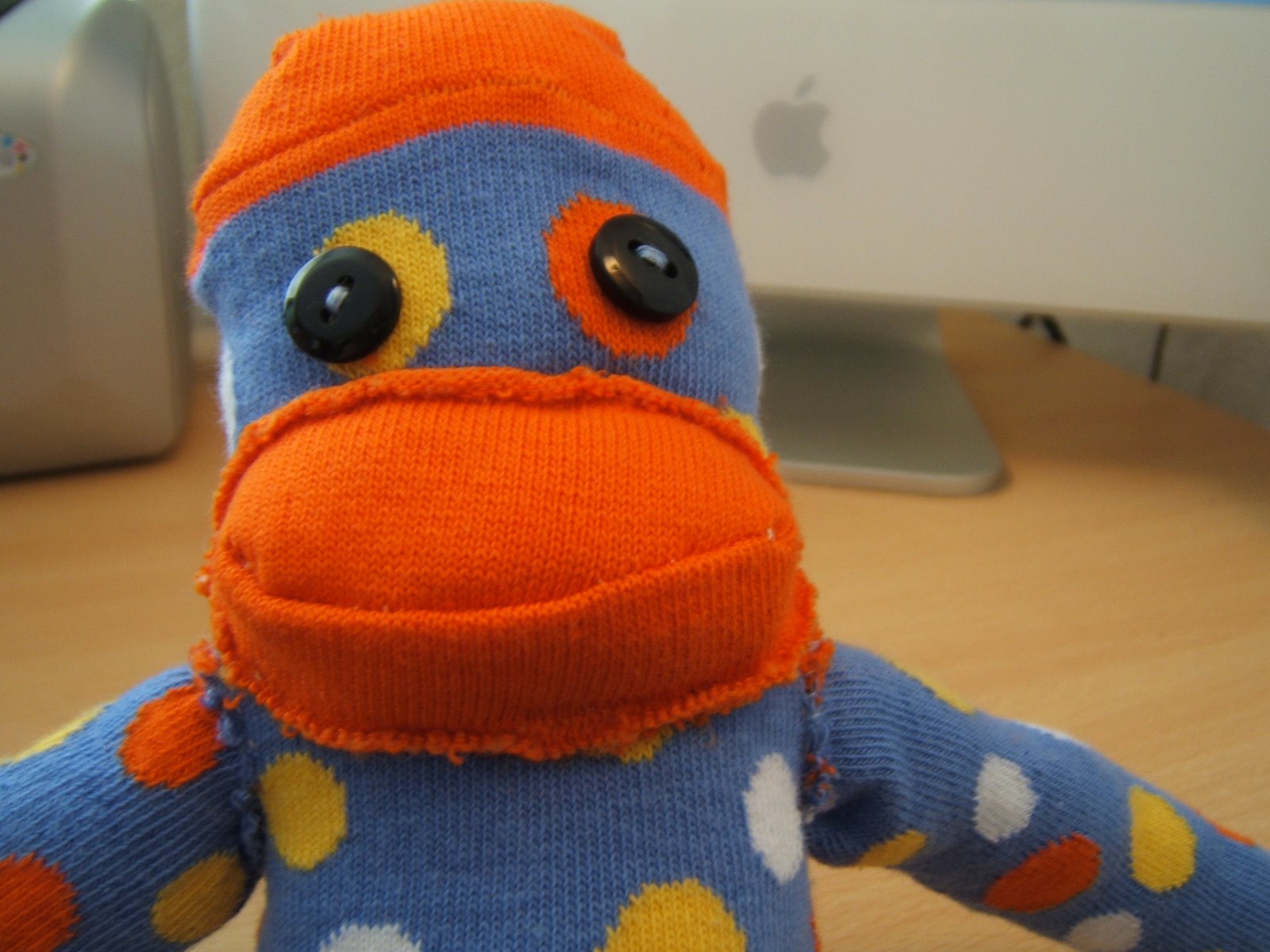 [orange+and+blue+sock+monkey.JPG]
