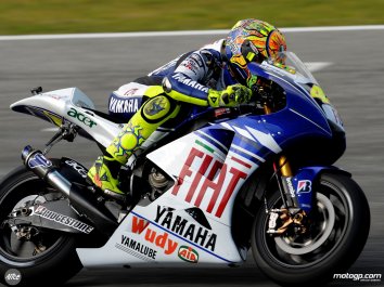 [220192_Rossi+in+action-1280x960-may2-2.jpg.preview.jpg]