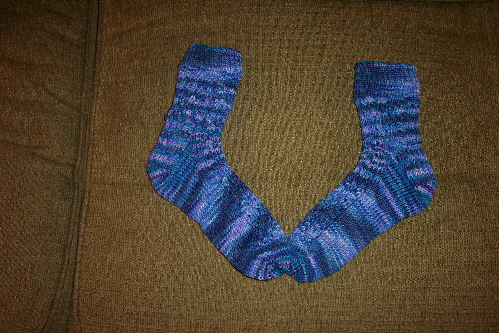 [Waterfall+socks+-+finished!.jpg]