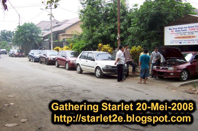 [starlet2e_gathering.jpg]
