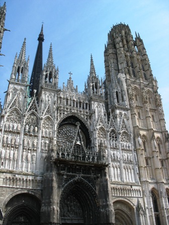 [319_notre+dame+cathedral+in+rouen2_r.JPG]