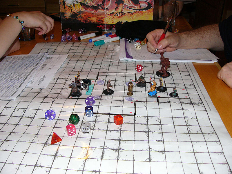 [800px-Dungeons_and_Dragons_game.jpg]