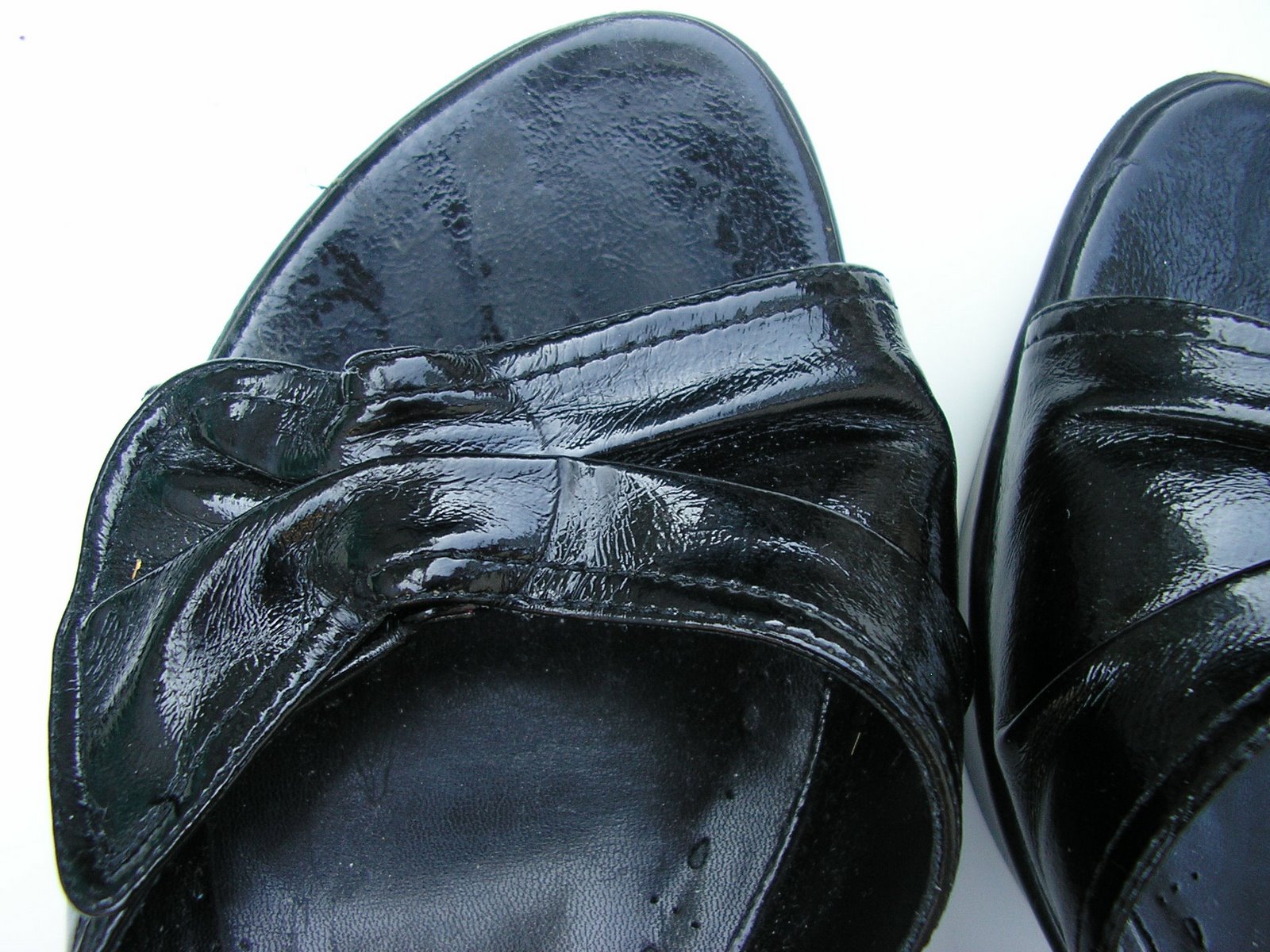 [Shoes+after+-+detail.JPG]