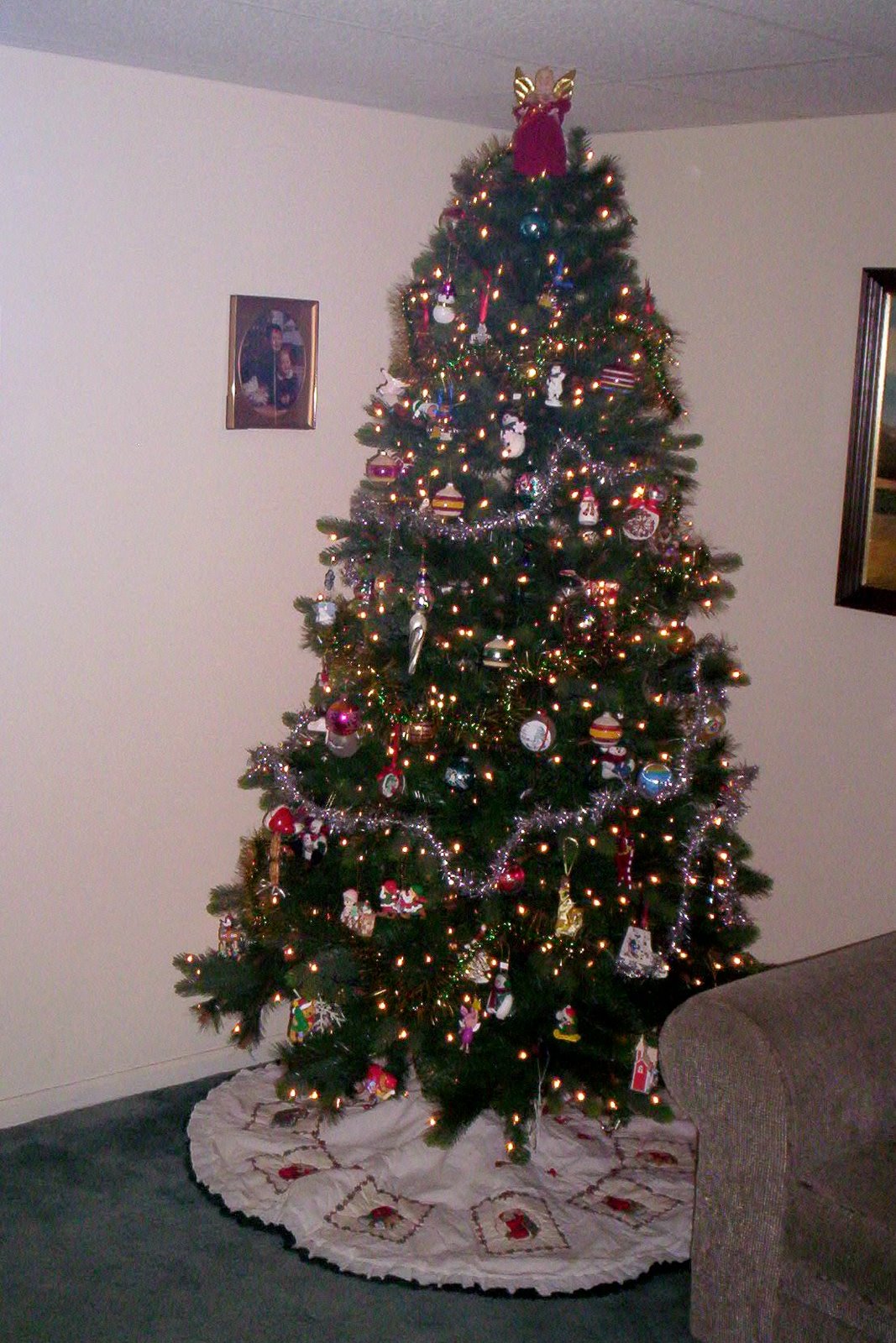 [Christmas+tree+-+2007.jpg]