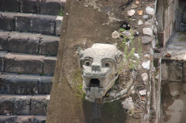 [Teotihuacan2.jpg]