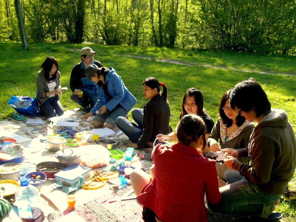 [picnic+2008+053.JPG]