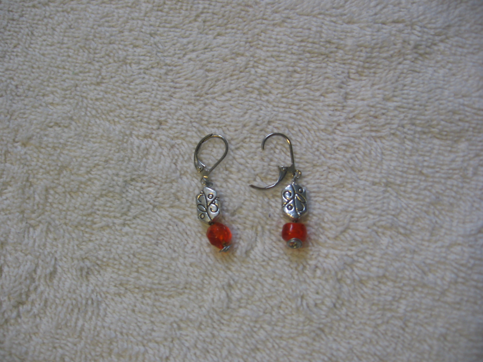 [orange+earrings.JPG]