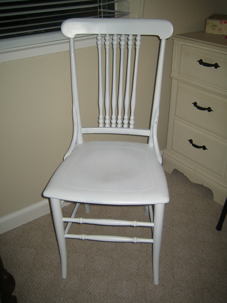[Beaded+Chair.jpg]