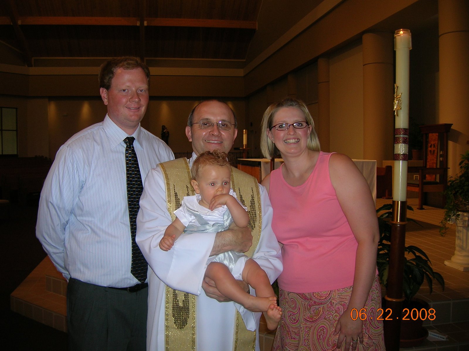 [june+2008+baptism+and+zoo+044.jpg]