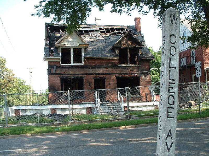 [800px-State_college_pa_burned_house.jpg]