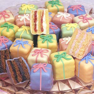 [party_packages_petits_fours300.jpg]