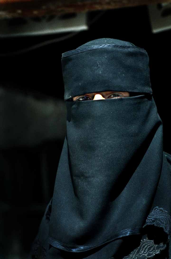 [Niqab-02.jpg]