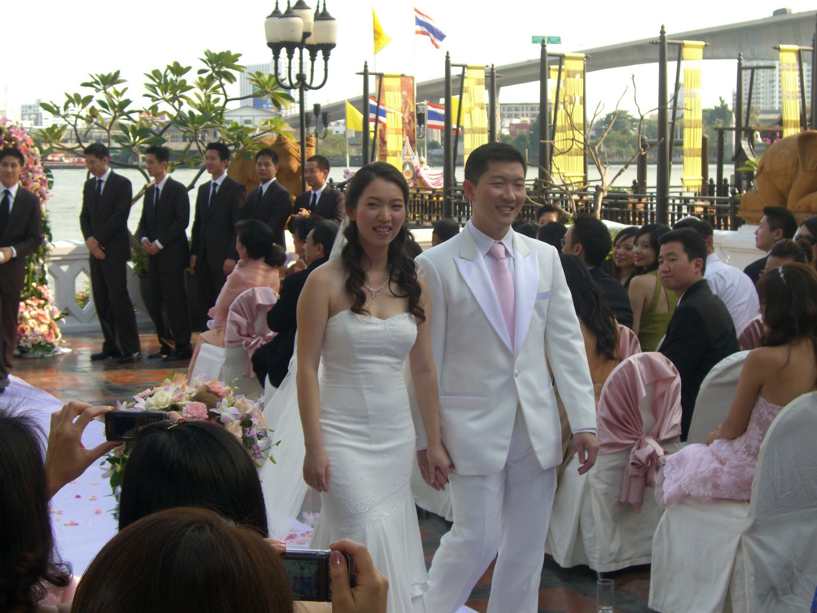 [bride+and+groom.JPG]