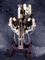 [03_2208_da_vinci_surgical_robot.jpg]