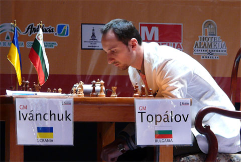 [Topalov+contra+Ivanchuk+Morelia+2008.jpg]