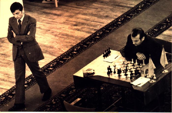[Karpov+vs+Korchnoi+Match+Candidatos+Moscovo+1974.jpg]