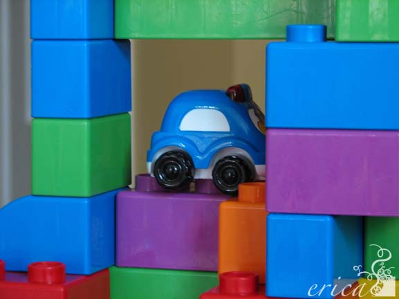 [Legos_with_car.jpg]
