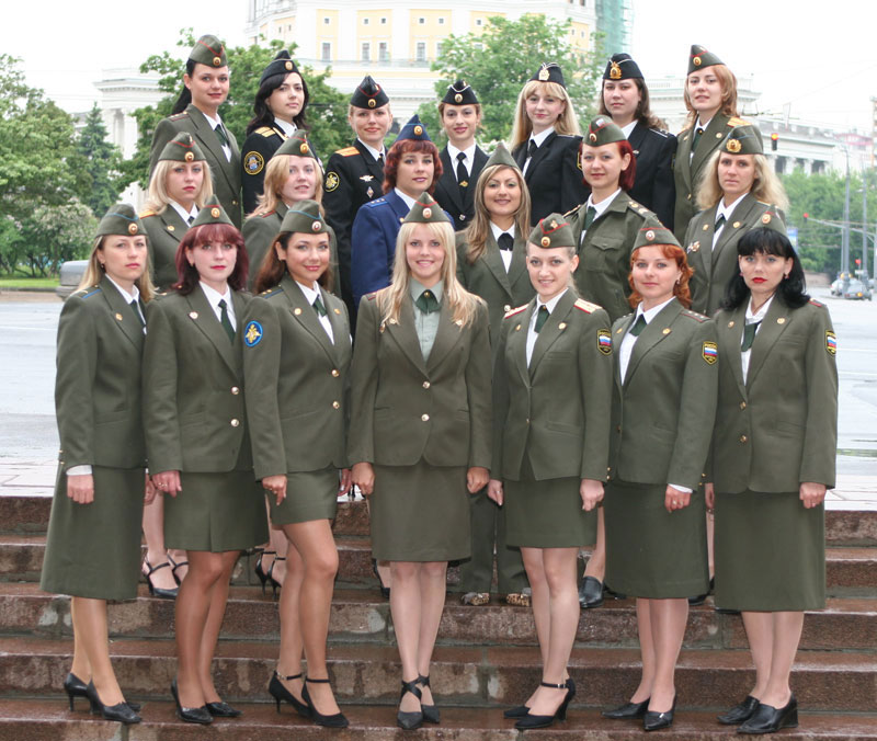 [russian_army_girls_10.jpg]