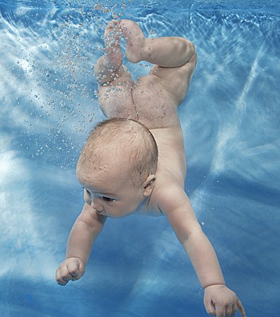 [swimming_babies_54.jpg]