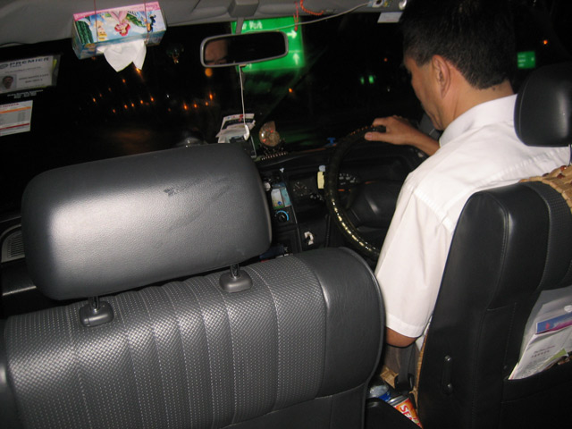 [taxi2.jpg]