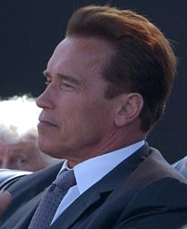 [209px-Arnold_Schwarzenegger.jpg]