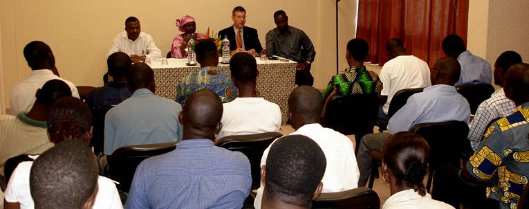 [Press+Conference+in+Lomé,+Togo+August+2006+where+we+introduced+OI+Togo+to+the+media..jpg]