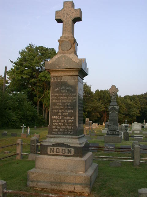 [Matawan-Cemetery-NJ-CHRISTIAN+MONTONE-september+2007+(12).JPG]