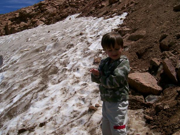 [Daniel+in+the+snow+near+summit+of+Pike's+Peak.JPG]