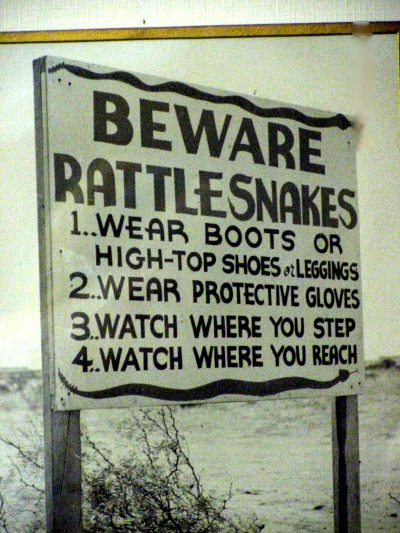 [Rattlesnake_Sign.jpg]