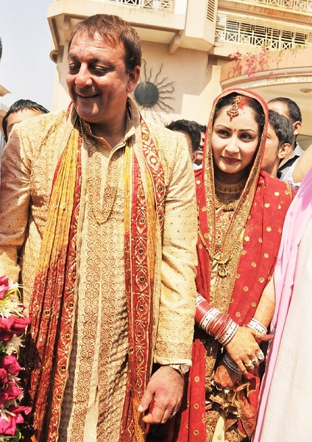 [sanjay-dutt-wedding-photo.jpg]