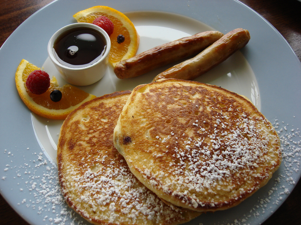 [lemon+blueberry+pancakes.jpg]