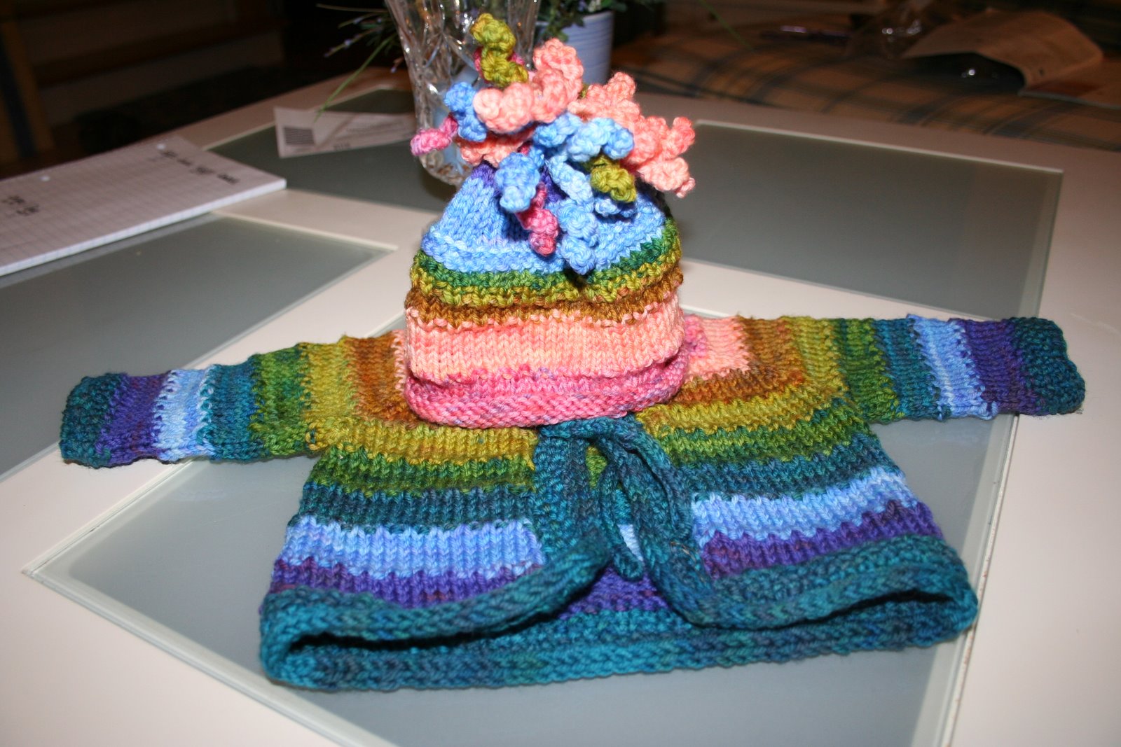 [Steph's+gift-knitting+006.jpg]